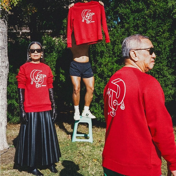 Glossier G Pal Holiday Sweatshirt - Picture 7 of 7